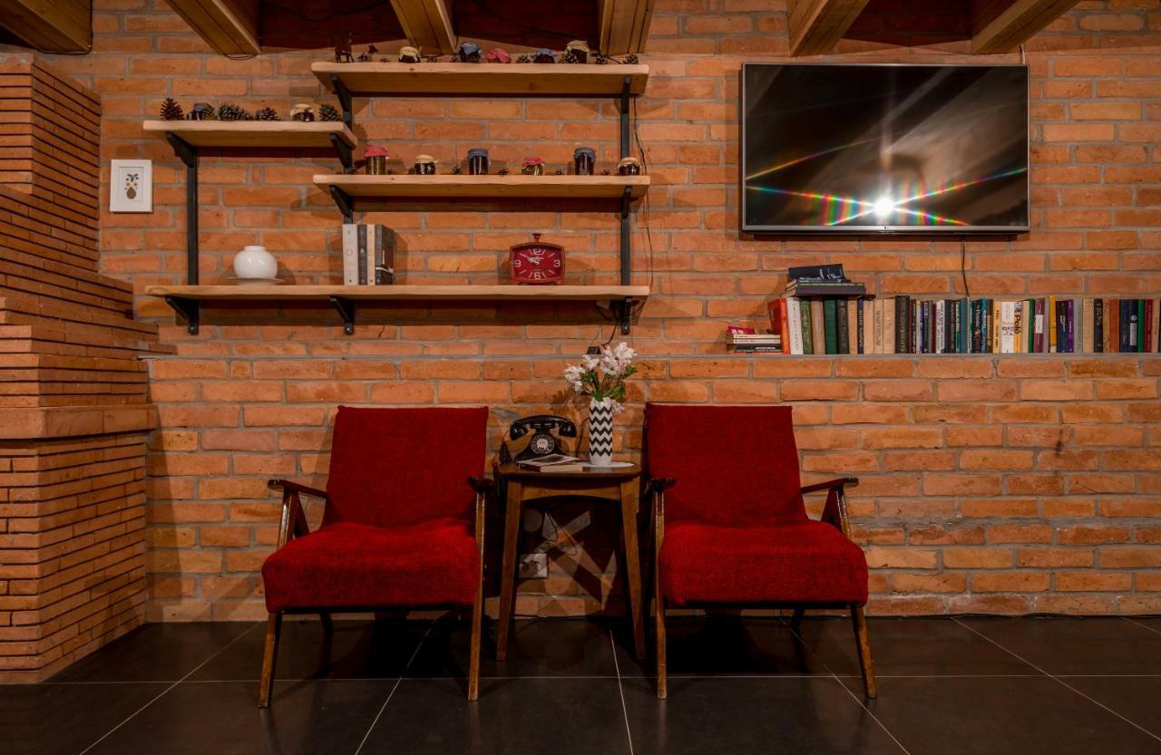 Hotel Rivendell Bordżomi Zewnętrze zdjęcie